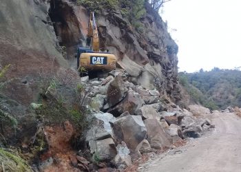 Gawat! Alat Berat Pemkab Taput Dipakai di Lokasi Galian C Ilegal