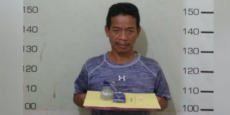 Tak Pandang Corona, Kakek Ini Tertangkap Isap Sabu Tak Pandang Corona, Kakek Ini Tertangkap Isap Sabu