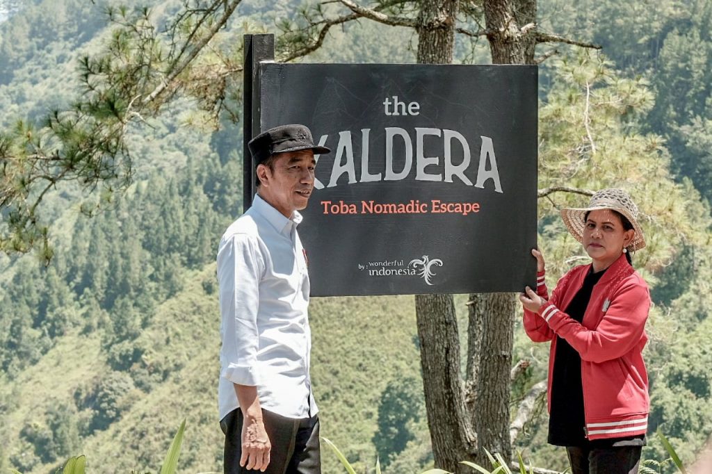 Jokowi di Danau Toba: Tempatnya Bagus, Gampang Cari Investor