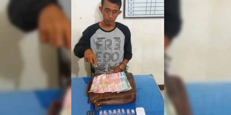 Buka Lapak Sabu di Poskamling, Dedy Hutagalung Terciduk dari Kampung Karo Buka Lapak Sabu di Poskamling, Dedy Hutagalung Terciduk dari Kampung Karo