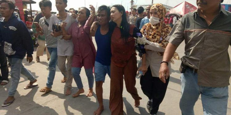 Tragedi Kapal Pemudik Tenggelam, Ini Identitas 13 Korban... Tragedi Kapal Pemudik Tenggelam, Ini Identitas 13 Korban...