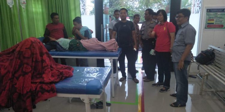 Kapolres Simalungun Besuk Korban Diduga Keracunan Daging Anjing Kapolres Simalungun Besuk Korban Diduga Keracunan Daging Anjing