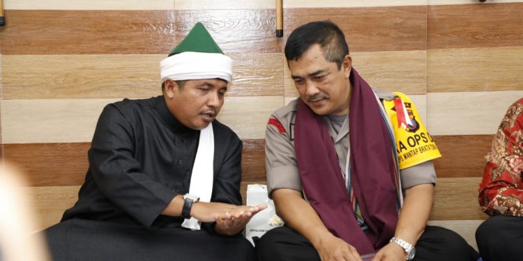 Kapoldasu Irjen Pol Agus Andrianto,SH Silaturahmi ke Pondok Persulukan Serambi Babussalam
