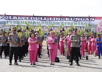 Kapolda Sumut Tanam 57300 Pohon Untuk Reboisasi Lahan Antisipasi Bencana