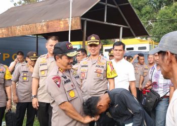 Jelang Pilpres, Kapolda Sumut dan Kapolrestabes Medan Tatap Muka dengan Masyarakat Johor Jelang Pilpres, Kapolda Sumut dan Kapolrestabes Medan Tatap Muka dengan Masyarakat Johor