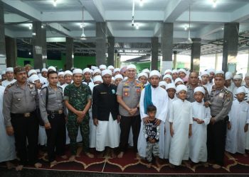 Silaturahmi ke Ponpes AL Mundziri, Kapolrestabes Medan Didoakan Istiqomah