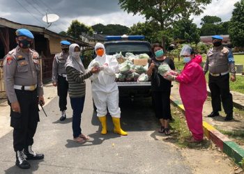 Kapolres Pematangsiantar Salurkan Bantuan Pangan untuk Warga Aspol yang Jalani Isolasi Mandiri