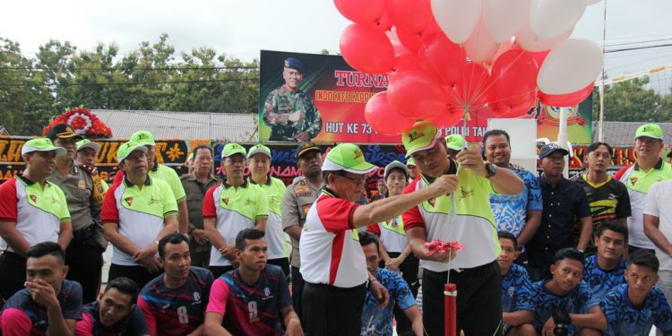 Dan Sat Brimob Poldasu Buka Turnamen Voli di Pematangsiantar Dan Sat Brimob Poldasu Buka Turnamen Voli di Pematangsiantar