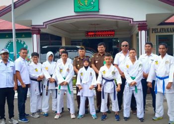 Kajari Labuhanbatu Lepas Atlit Wadokai Karatedo