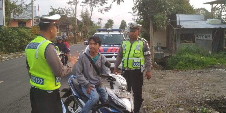 Sat Lantas Polres Lampung Barat Lakukan Pengamanan di Kawasan Tertib Lalu Lintas
