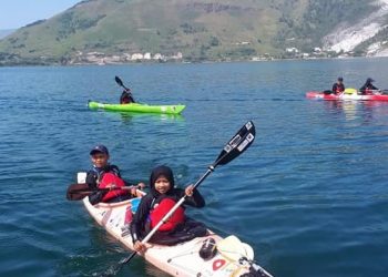 Jelajahi Lingkar Dalam ‎Danau Toba Sejauh 135 KM Tim Ekspedisi Kayak Pelajar Indonesia, Siap Pecahkan Rekor MURI