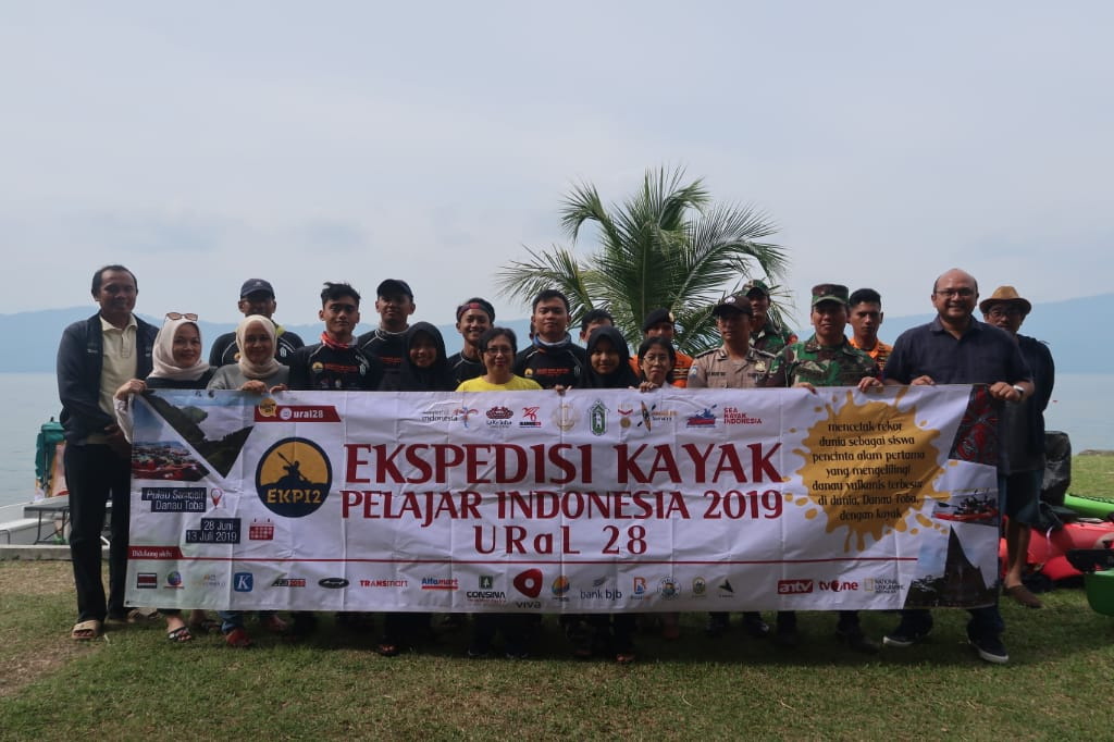 URaL 28 Tuntaskan Ekspedisi Kayak, BPODT Memikirkan Kayak Jadi Even Internasional di Danau Toba