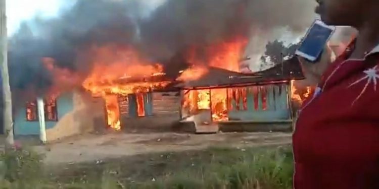 Berawal dari Rumah Kartolo Purba, 8 Unit Rumah Dilalap Api di Simalungun
