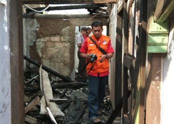 Tiga Anak Balita Tewas Terjebak dalam Kamar saat Kebakaran Rumah