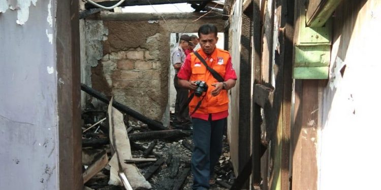 Tiga Anak Balita Tewas Terjebak dalam Kamar saat Kebakaran Rumah