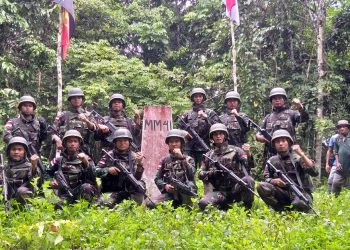 Jaga Kedaulatan NKRI, Satgas Pamtas Yonif 126 Kala Cakti Laksanakan Patroli Patok Batas RI-PNG