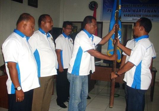 Kadis Kominfo Simalungun Tidak Komunikatif, PWI Simalungun Minta Bupati Evaluasi Kinerjanya Kadis Kominfo Simalungun Tidak Komunikatif, PWI Simalungun Minta Bupati Evaluasi Kinerjanya