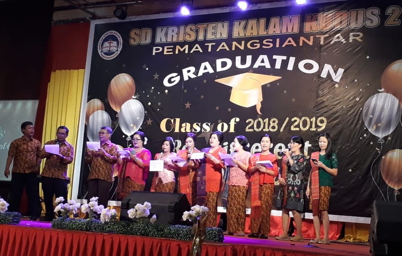 88 Siswa Terbaik SD Kristen Kalam Kudus 2 Pematangsiantar Ikuti Graduation Day