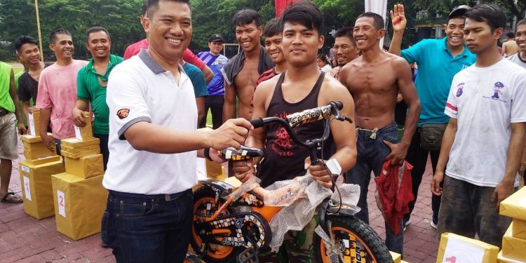 Ribuan Warga Ikut Meriahkan HUT Ke-74 RI di Kodim 0201/BS Ribuan Warga Ikut Meriahkan HUT Ke-74 RI di Kodim 0201/BS