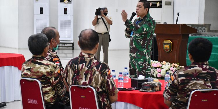 Kolonel Inf Ganda Simatupang Ajak Keluarga Besar TNI Cegah Penyebaran Covid-19
