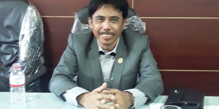 DPRD Tapanuli Utara Agendakan Pembahasan TV Kabel Ilegal DPRD Tapanuli Utara Agendakan Pembahasan TV Kabel Ilegal
