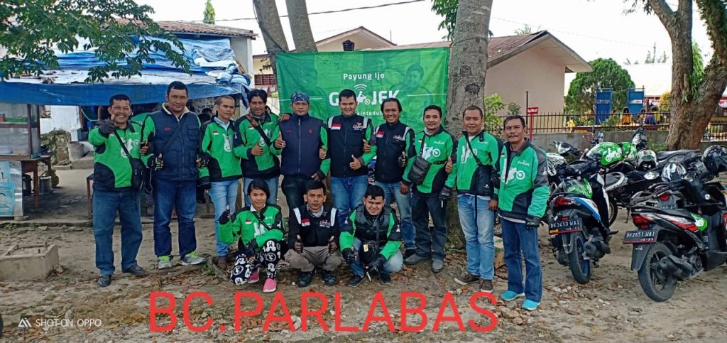 Keluarga Besar Driver Go Ride Siantar-Simalungun Peduli Musibah Kebakaran Keluarga Besar Driver Go Ride Siantar-Simalungun Peduli Musibah Kebakaran