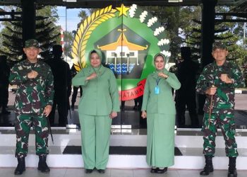 Prajurit dan PNS Korem 033/WP dan Kodim 0315/Bintan Dapat Penghargaan dari Pangdam