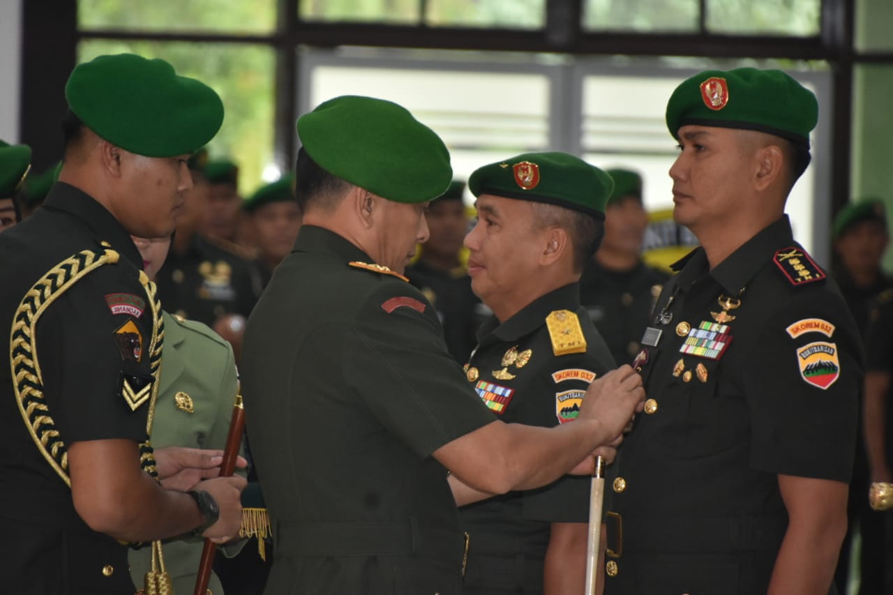 Hari ini Sertijab Danrem 032/Wbr dan Danrem 023/KS di Makodam I Bukit Barisan
