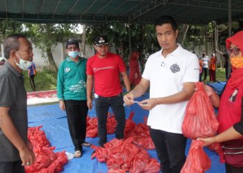 Keluarga Hefriansyah dan ASN Pemko Siantar Kurban 5 Sapi