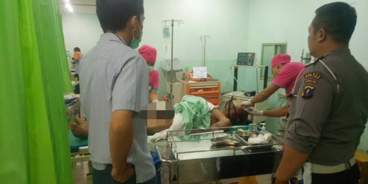 Pengendara Sepedamotor tanpa Kartu Identitas Tewas Kecelakaan Pengendara Sepedamotor tanpa Kartu Identitas Tewas Kecelakaan
