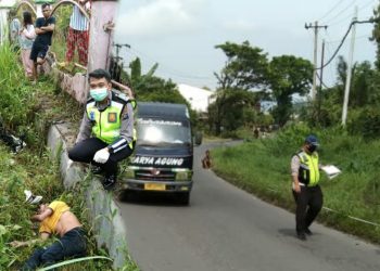 Pengendara Scorpio Tewas di Jalan Lintas Siantar-Perdagangan, Tabrak Tiang dan Terlempar ke Tembok Pagar