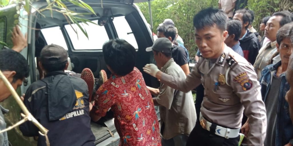 Kecelakaan saat Menuju Pesta, Pili Sitorus dan Bolon Siagian Tewas Kecelakaan saat Menuju Pesta, Pili Sitorus dan Bolon Siagian Tewas