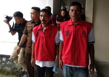 Jhonny dan Thomson Ambarita, Warga Sihaporas Berjuang Melawan Kekuatan PT TPL