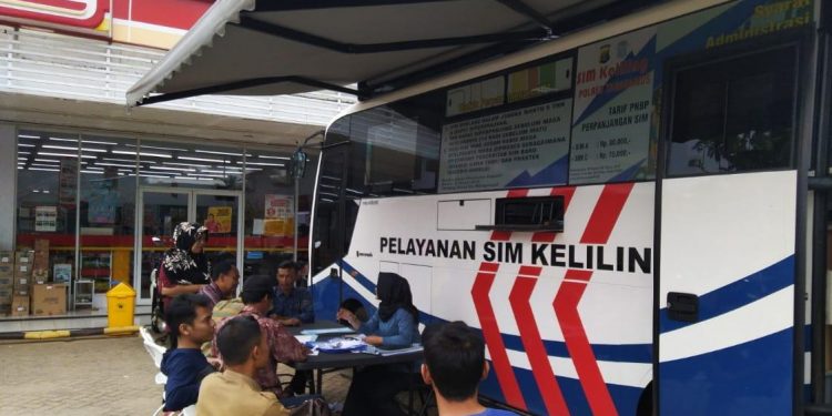 Jangkau Pemohon, Sat Lantas Polres Tanggamus Buka Layanan SIM Keliling