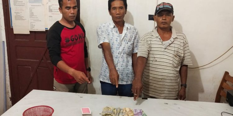 Asik Main Leng di Warkop, Supir, Pekerja Bangunan dan Satpam PT Sipef Diciduk