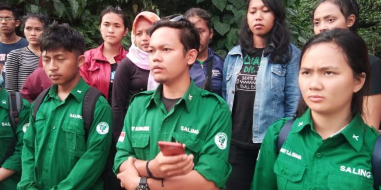 Limbah Ternak Babi Diduga Cemari Danau Toba, SaLing Tinjau Lokasi Limbah Ternak Babi Diduga Cemari Danau Toba, SaLing Tinjau Lokasi