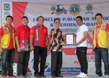 Walikota Siantar Donorkan Darah di Kegiatan Lions Club