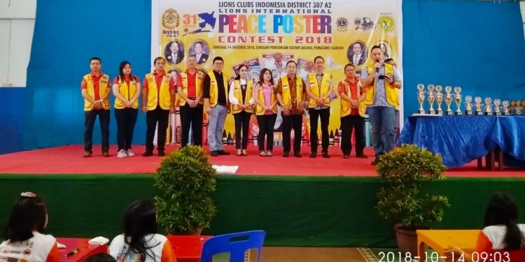 95 Anak Usia Di Bawah 11 Tahun Ikuti "Contest Peace Poster" Lions Club di Siantar 95 Anak Usia Di Bawah 11 Tahun Ikuti "Contest Peace Poster" Lions Club di Siantar