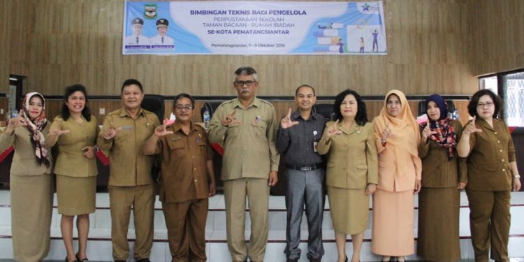 Pengelola Perpustakaan dan Taman Bacaan di Siantar Dapat Bimbingan Teknis Pengelola Perpustakaan dan Taman Bacaan di Siantar Dapat Bimbingan Teknis