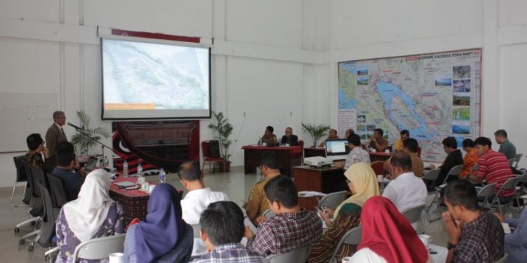 Dukung Samosir sebagai Geopark Kaldera, di Desa Siraja Batak akan ada Taman Jokowi