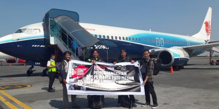 Mengusung Misi Kemanusiaan, Empat Pewarta Foto dari Medan Berangkat ke Lombok Mengusung Misi Kemanusiaan, Empat Pewarta Foto dari Medan Berangkat ke Lombok