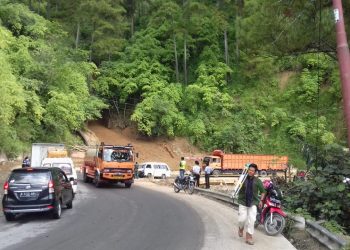 Breaking News: Jembatan Sidua-dua Kembali Diterjang Longsor