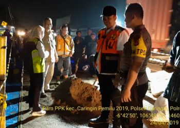 Hujan Deras Sebabkan Musibah Tanah Longsor di Jembatan Cikalang