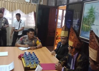 Gerakan Kebangkitan Simalungun Bersatu (GKSB) Laporkan Walikota