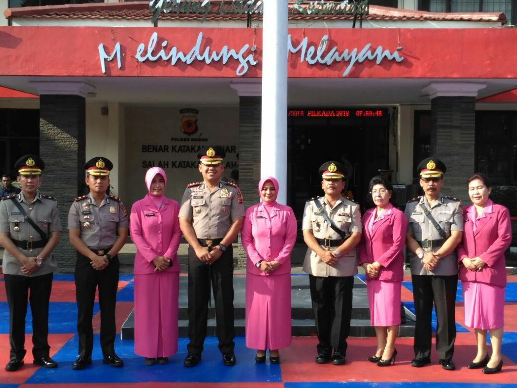 Kapolres Bogor Pimpin Sertijab dan Upacara Kenaikan Pangkat.