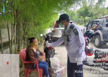 Suhu Tubuh 38,8 Derajat Celcius, Mahasiswi Asal Dairi Di-rapid Test di Perbatasan Simalungun