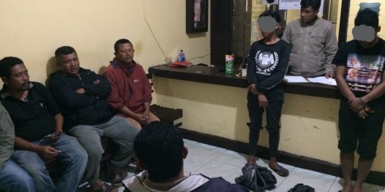 Dua Pelaku Pencurian di Kolam Pancing Diringkus, Satu Lagi Masih Buron Dua Pelaku Pencurian di Kolam Pancing Diringkus, Satu Lagi Masih Buron