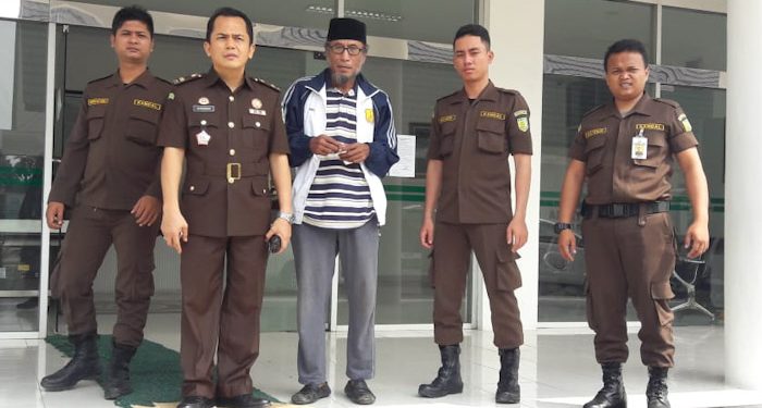 Terduga Korupsi Rp105,83 Miliar, Mantan Kadis PU Diciduk Kejatisu Terduga Korupsi Rp105,83 Miliar, Mantan Kadis PU Diciduk Kejatisu