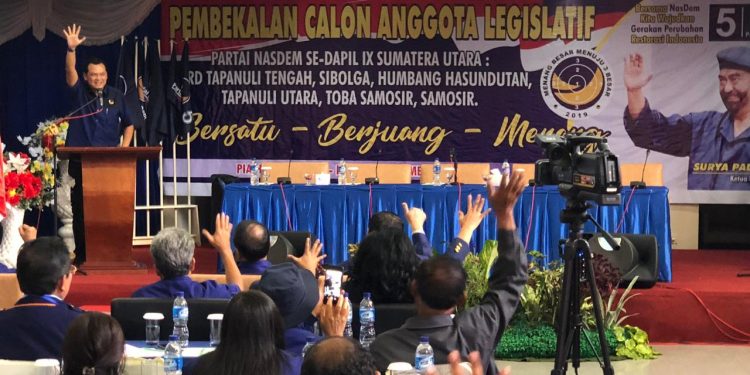 Martin Manurung Semangati Caleg NasDem dari Sumut