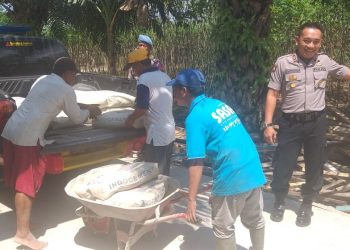 Aksi Kepedulian Sosial Kapolsek di Mesjid Al Khoiriah Perdagangan